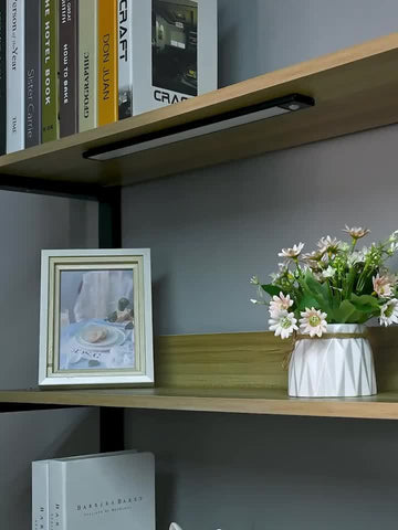 4\u002F2pcs Motion Sensor Under Cabinet Lights, 3 Color Temperatures Wireless USB Rechargeable Night Light, Indoor Closet Lights, Stick-On Anywhere Magnetic Under-Counter Light Fixtures For Kitchen Cabinet Wardrobe Cupboard Stairs, Available In 2pcs.